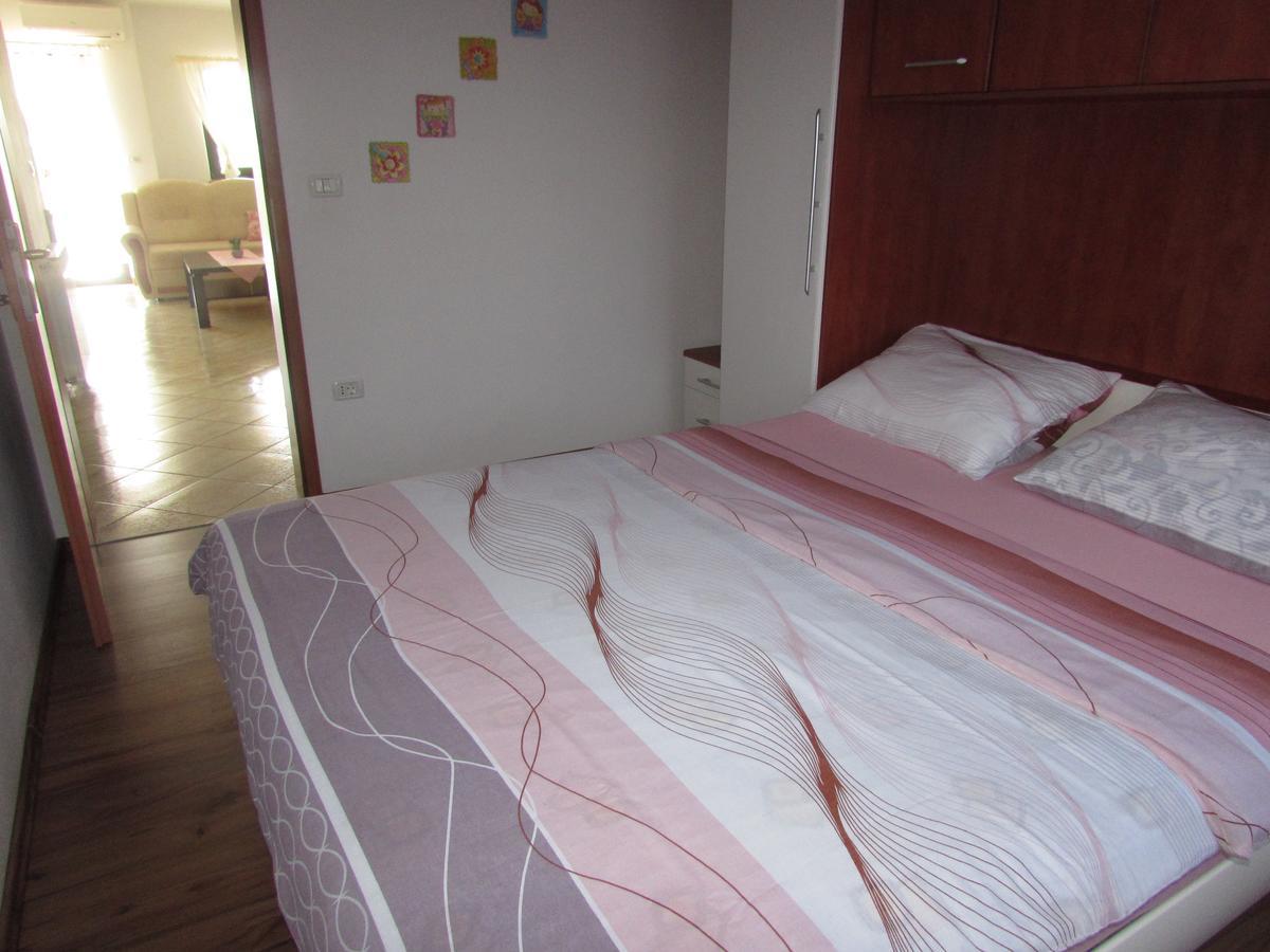 אומאג Apartments Goga מראה חיצוני תמונה