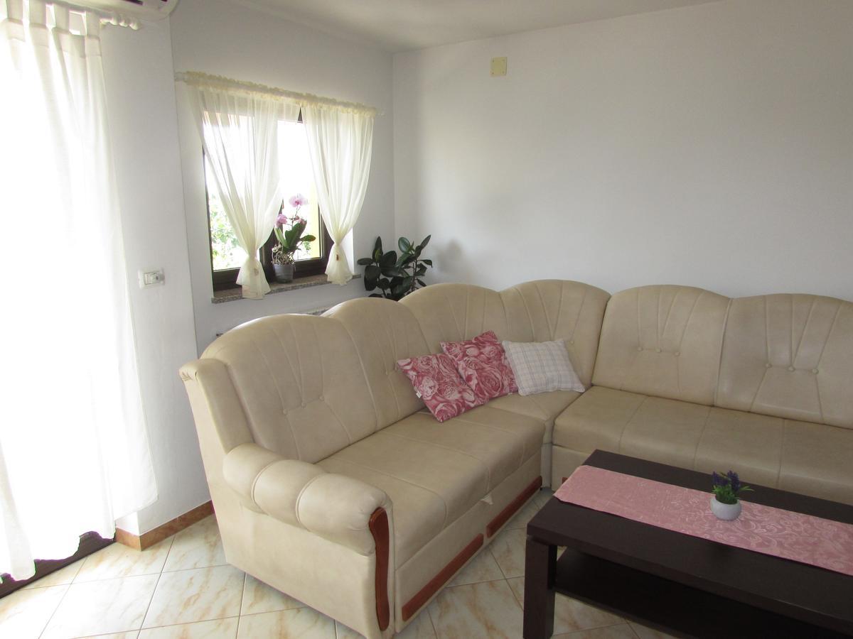 אומאג Apartments Goga מראה חיצוני תמונה