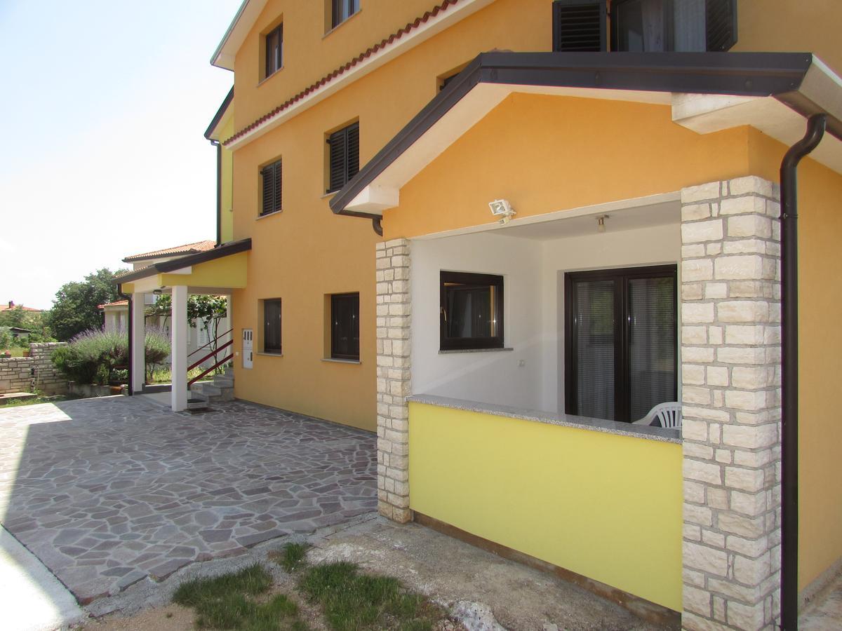אומאג Apartments Goga מראה חיצוני תמונה