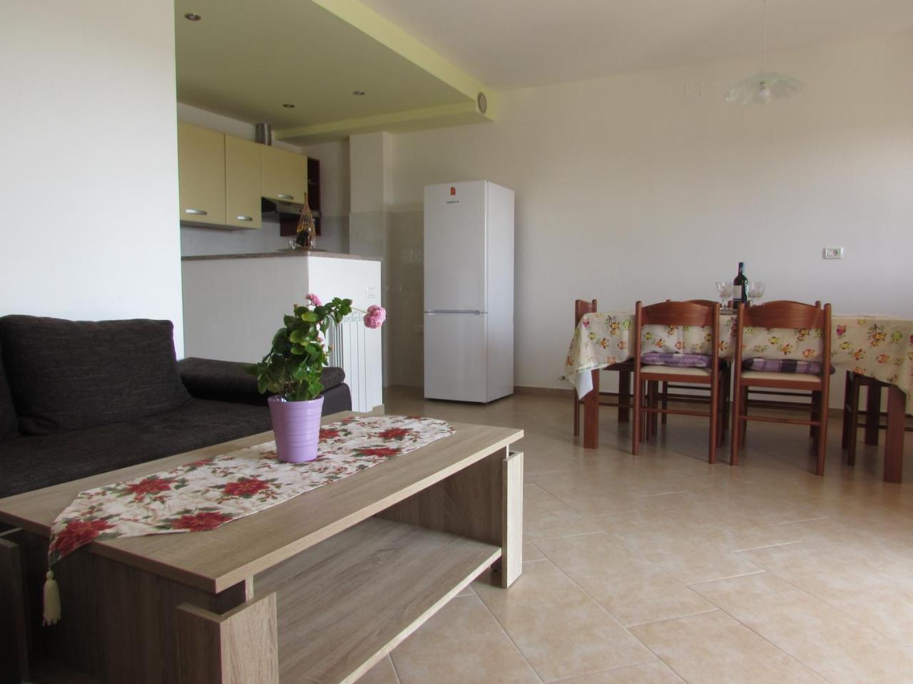 אומאג Apartments Goga מראה חיצוני תמונה