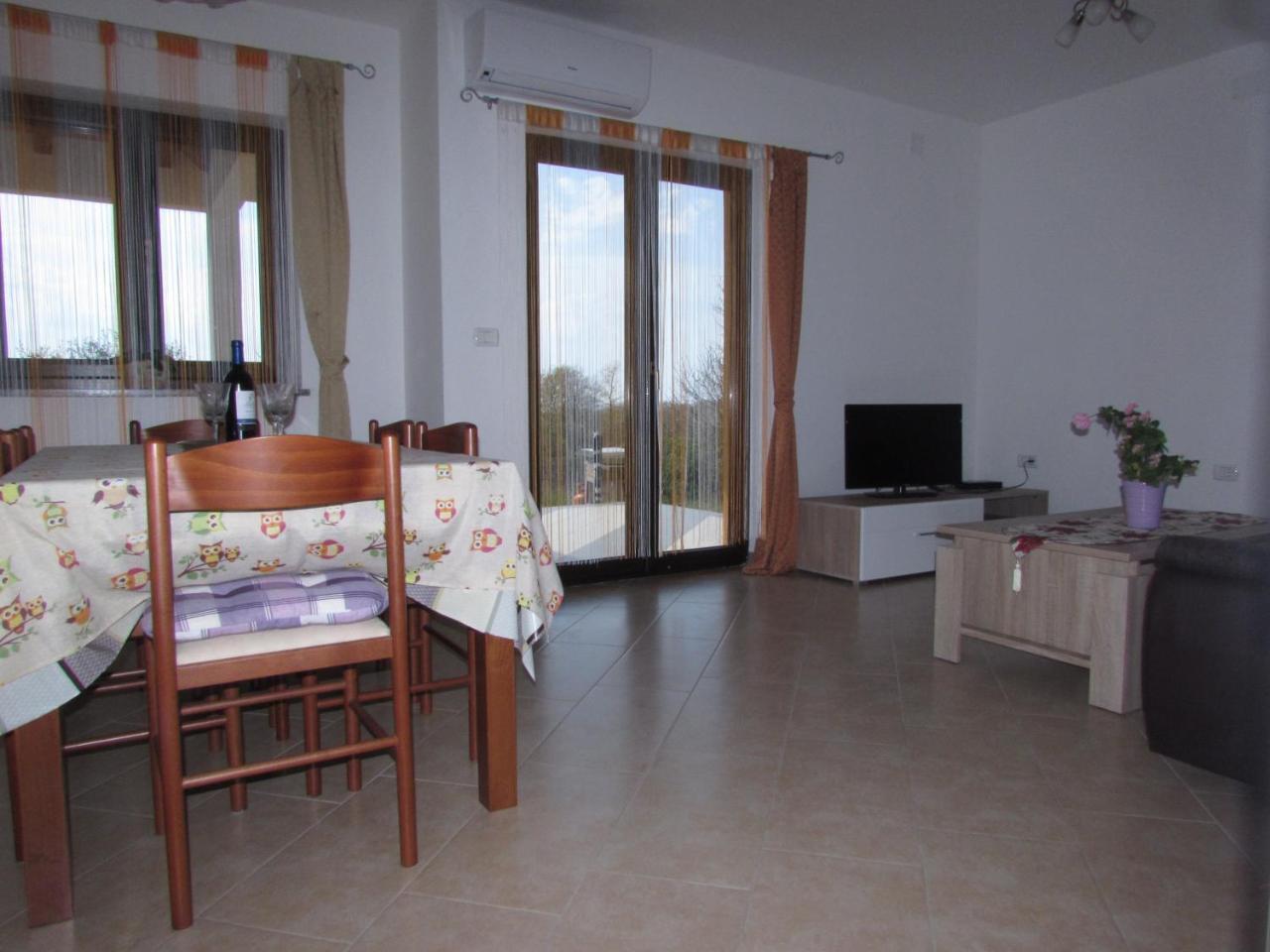 אומאג Apartments Goga מראה חיצוני תמונה
