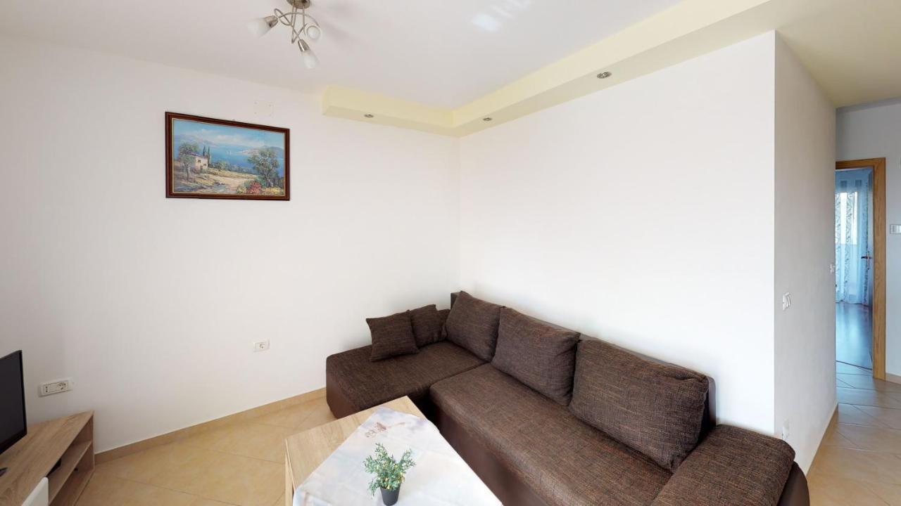 אומאג Apartments Goga מראה חיצוני תמונה