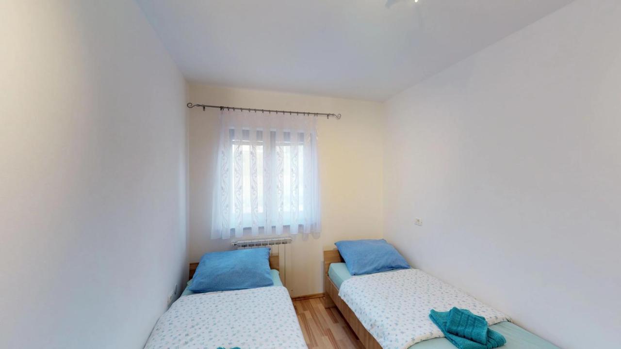 אומאג Apartments Goga מראה חיצוני תמונה