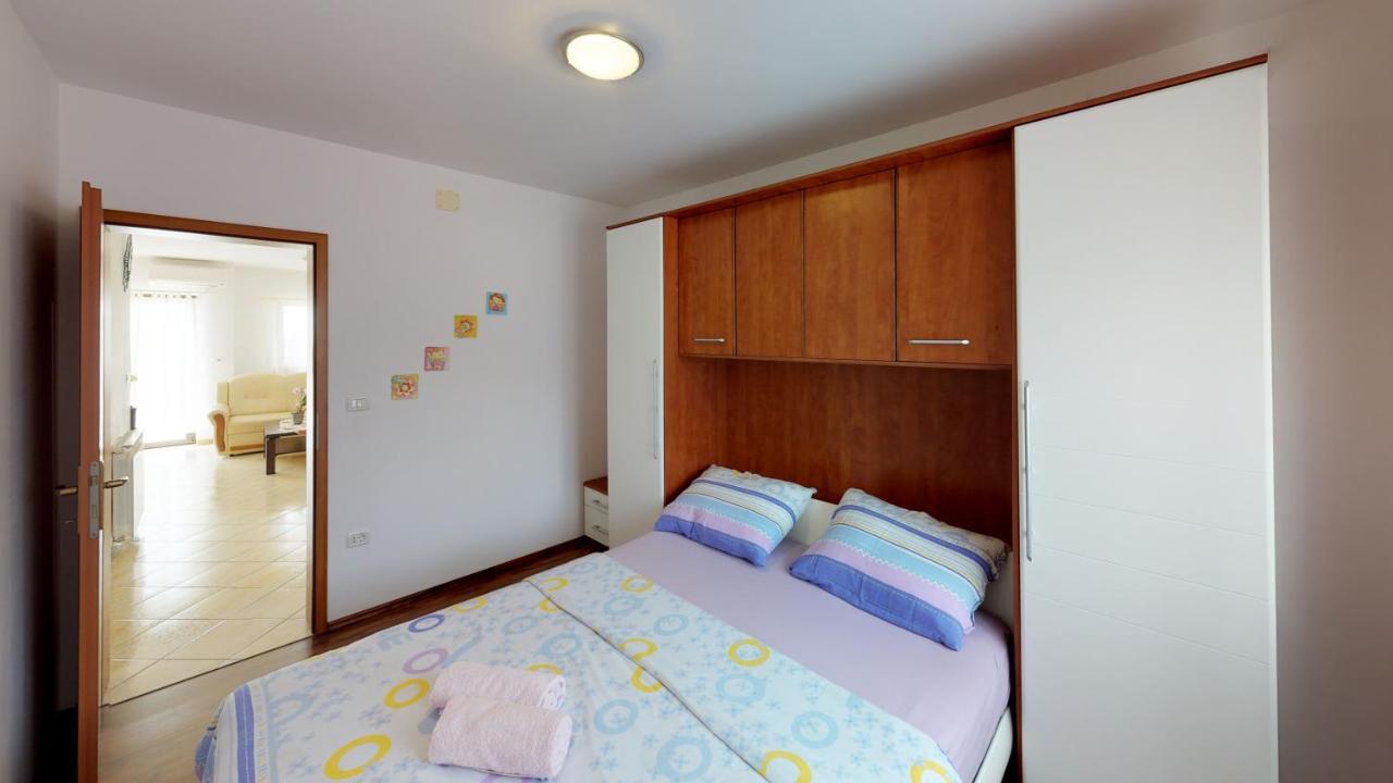 אומאג Apartments Goga מראה חיצוני תמונה