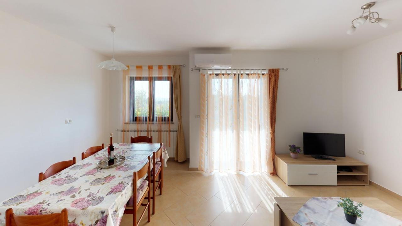 אומאג Apartments Goga מראה חיצוני תמונה