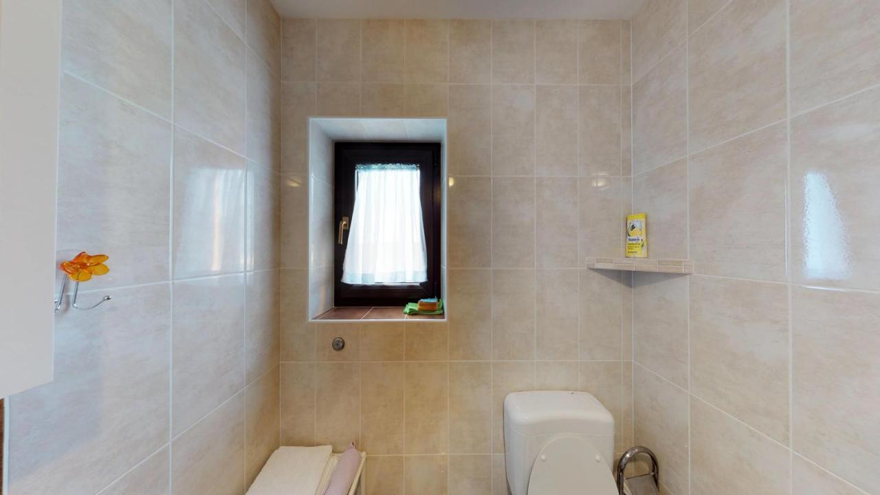 אומאג Apartments Goga מראה חיצוני תמונה